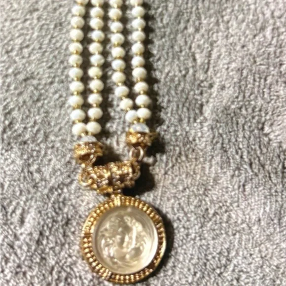 Kirks Folly Gold and White Beaded Necklace - Picture 3 of 7